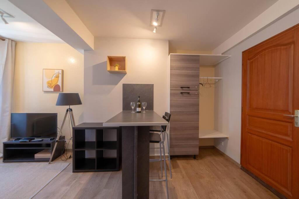 Le Beau Chardonnay, Au Coeur De Chablis Apartment Exterior photo